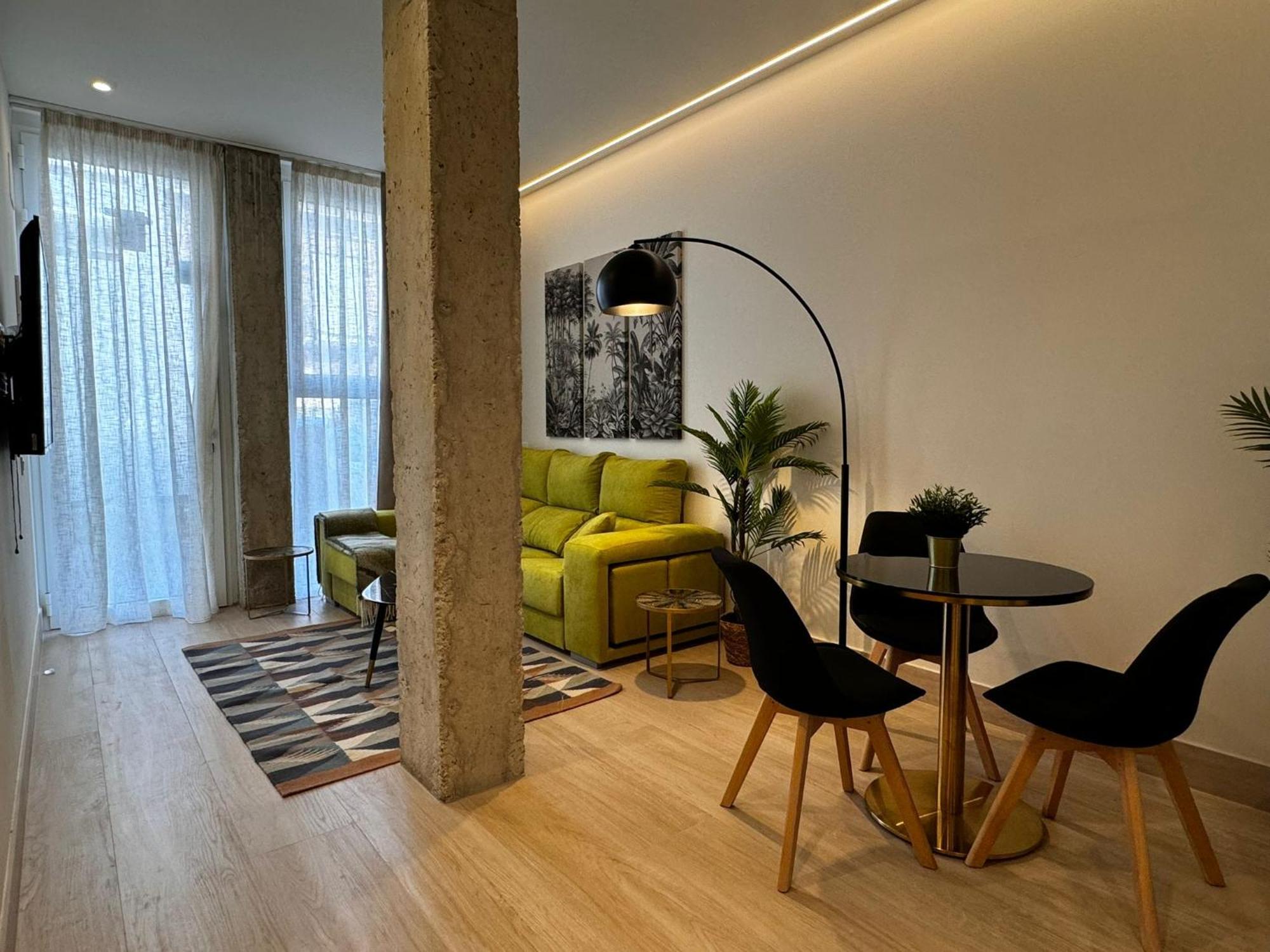 Apartamentos Orilla Del Bernabeu Madri Exterior foto
