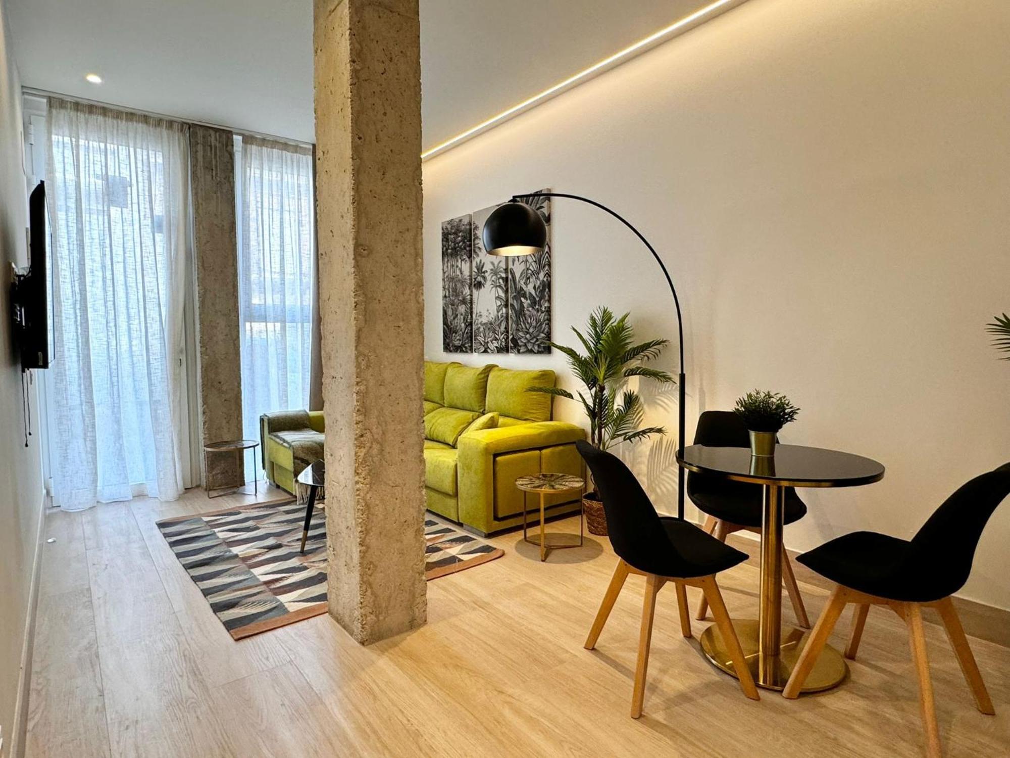Apartamentos Orilla Del Bernabeu Madri Exterior foto